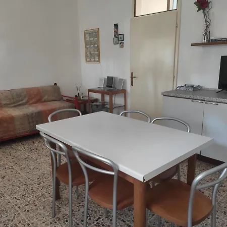 度假居 Dolores 利尼亚诺萨比亚多罗